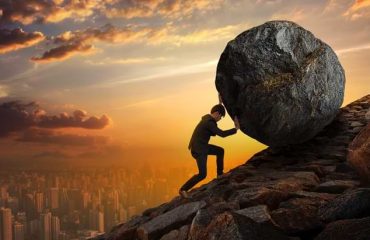 2 چه زمانی نوجوان تان به کمک فوری روانشناسی نیاز دارد؟