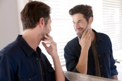 اختلال شخصیت خودشیفته: راهنمای زندگی و ازدواج با افراد خودشیفته